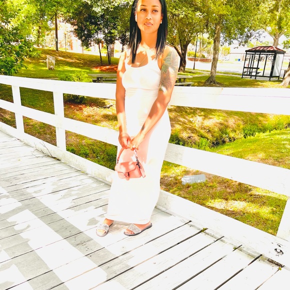 Meet your Posher, Stacie - Picture 1 of 1